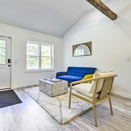 Modern Escape With Fire Pit, Near Lake Waramaug Kent Экстерьер фото